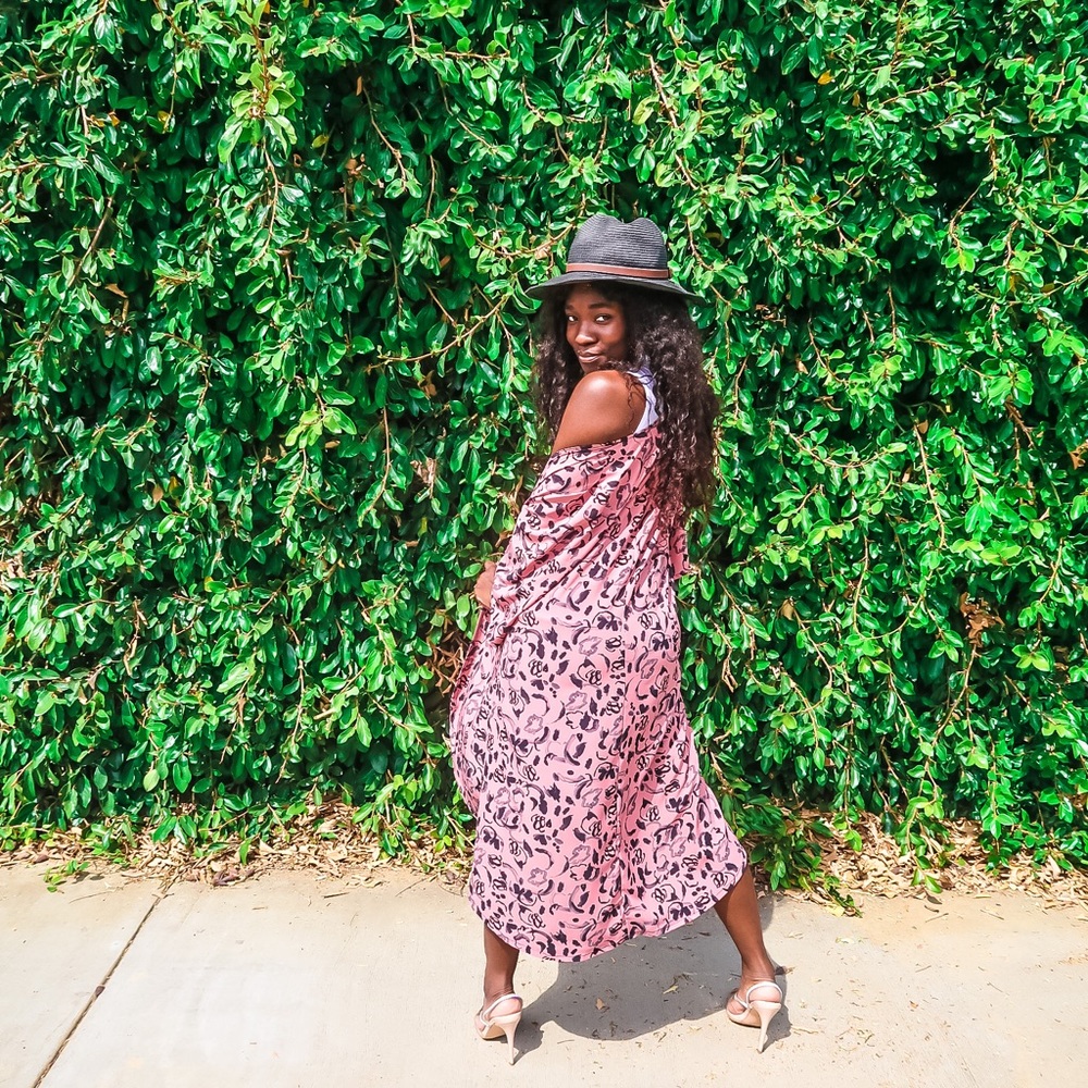 Pink wispy floral Lola kimono